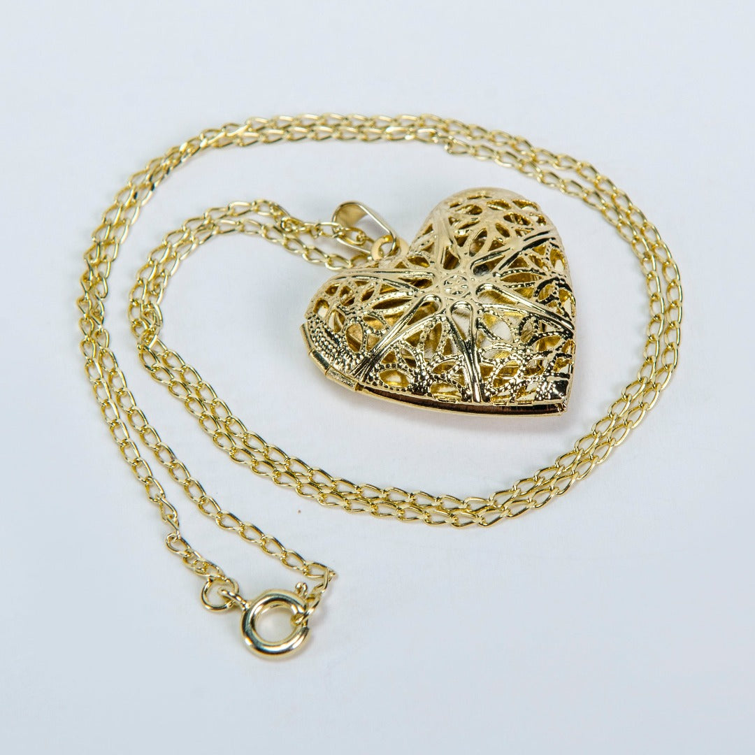 COLLAR RELICARIO CUORE