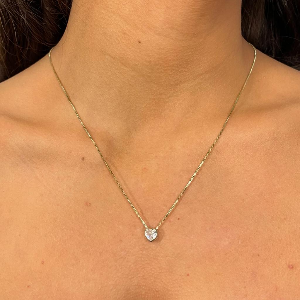 COLLAR CUORE PUNTO LUZ